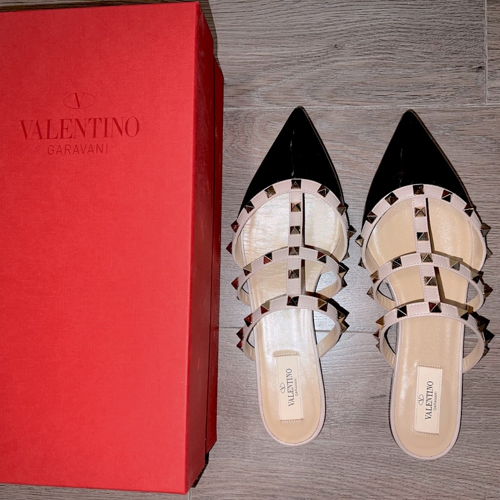 Valentino Garavani Rockstud Patent Leather Mules Flats Shoes